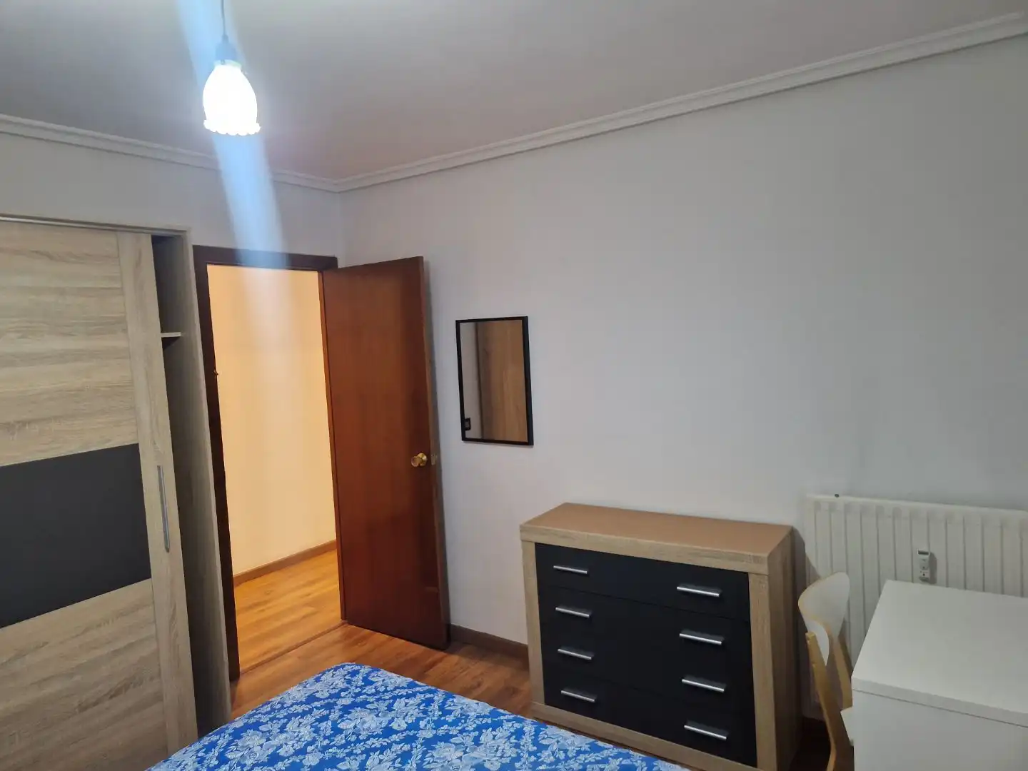 Pis de 80 m² a Oviedo