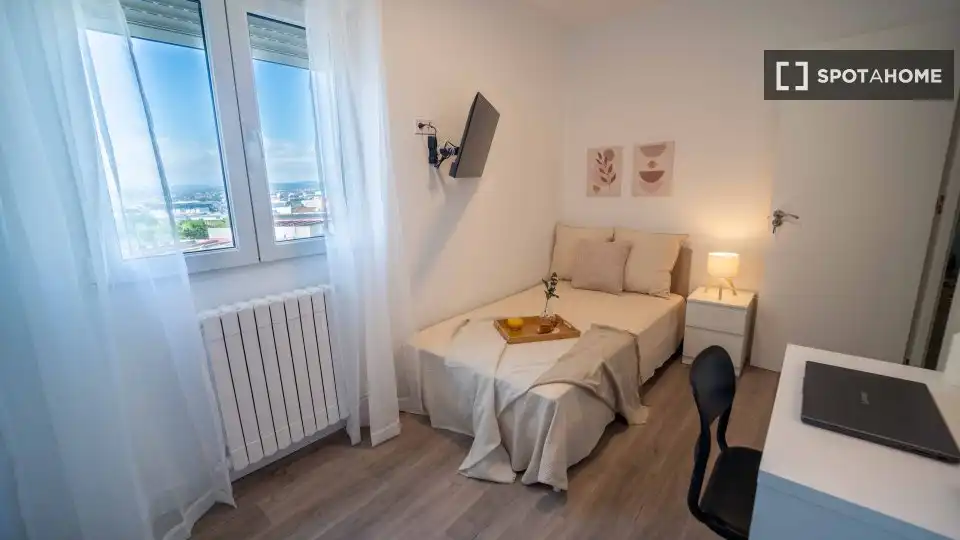 Habitación 100 m², Santander