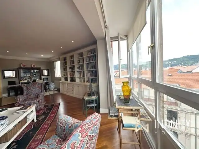 Piso de 95 m² en Bilbao