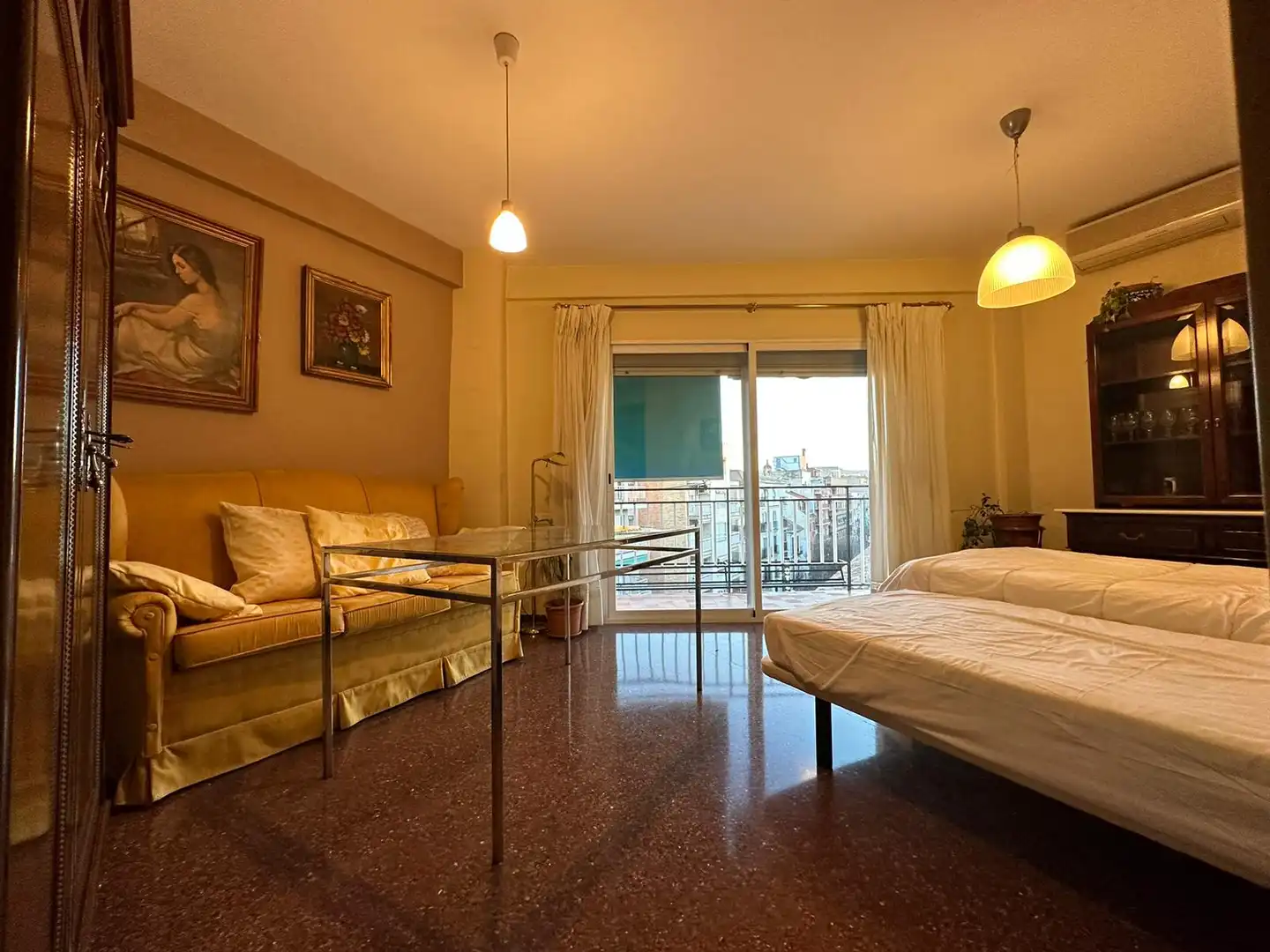 Habitación 100 m², Granada