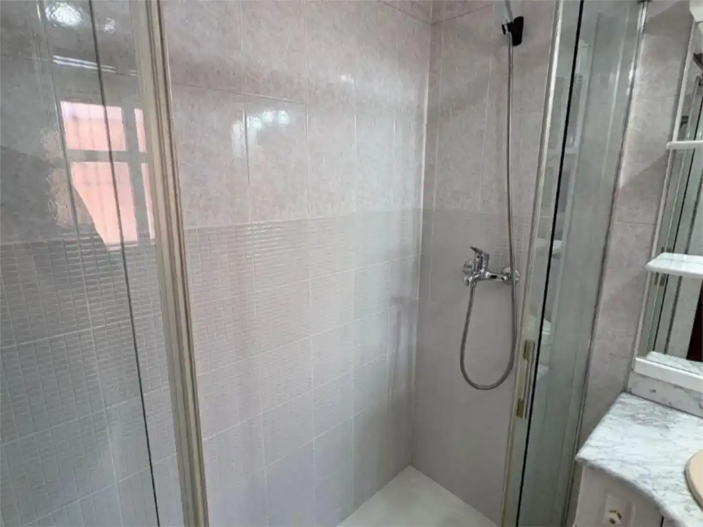 Habitación 100 m², Granada