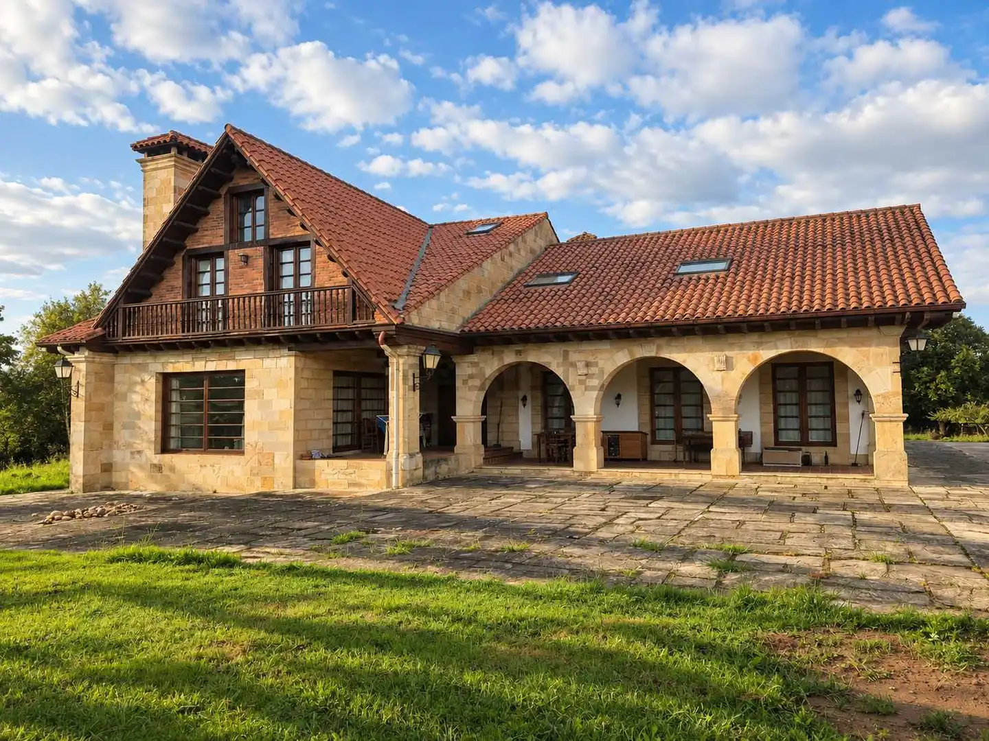 Haus 300 m² in Santillana del Mar