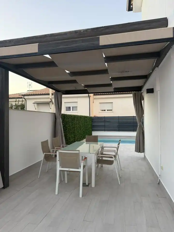 Casa de 240 m² en Ogíjares