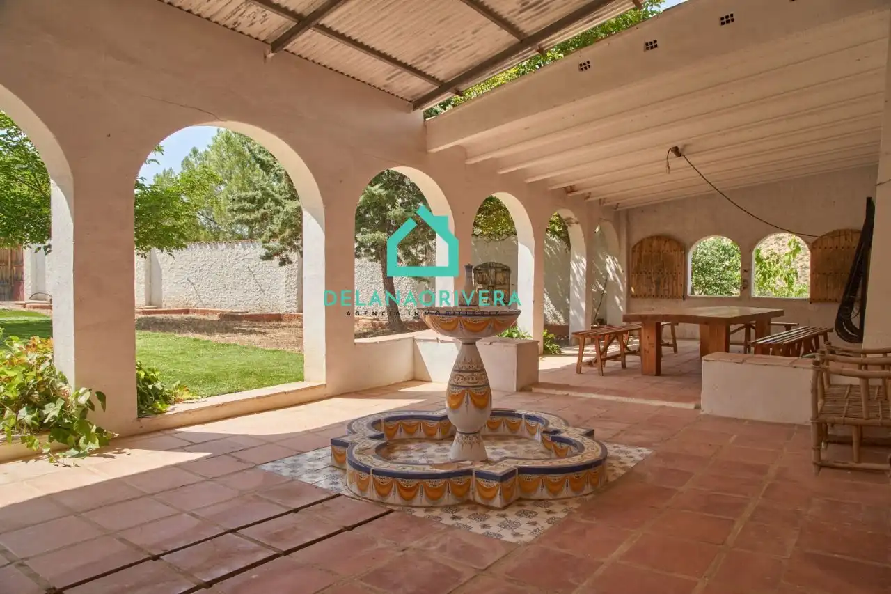Casa de 300 m² en Villamalea