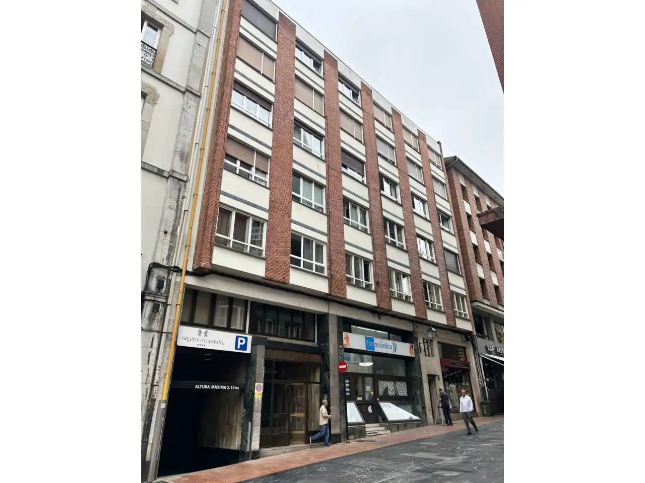Piso de 152 m² en Oviedo