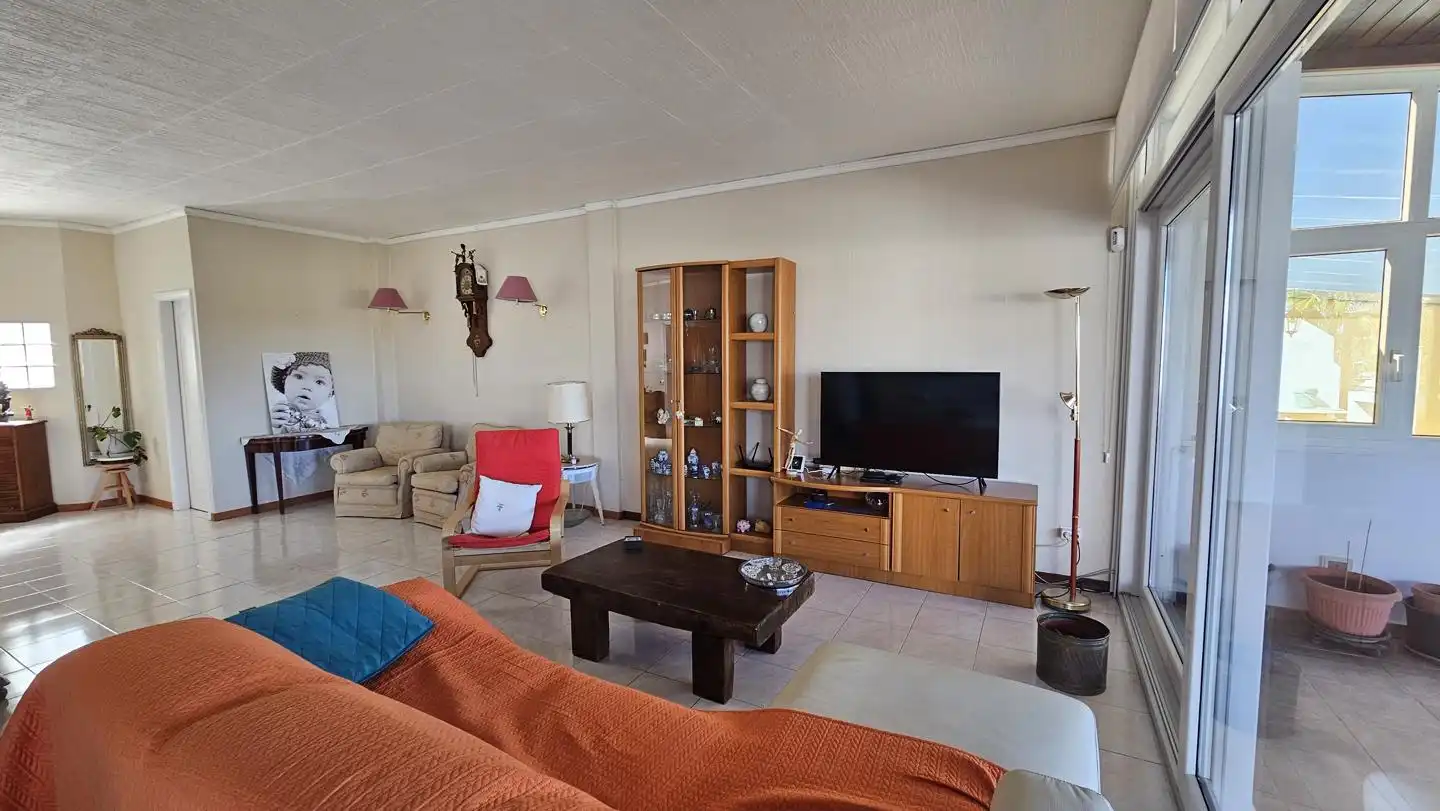 Piso de 300 m² en San Bartolomé de Tirajana