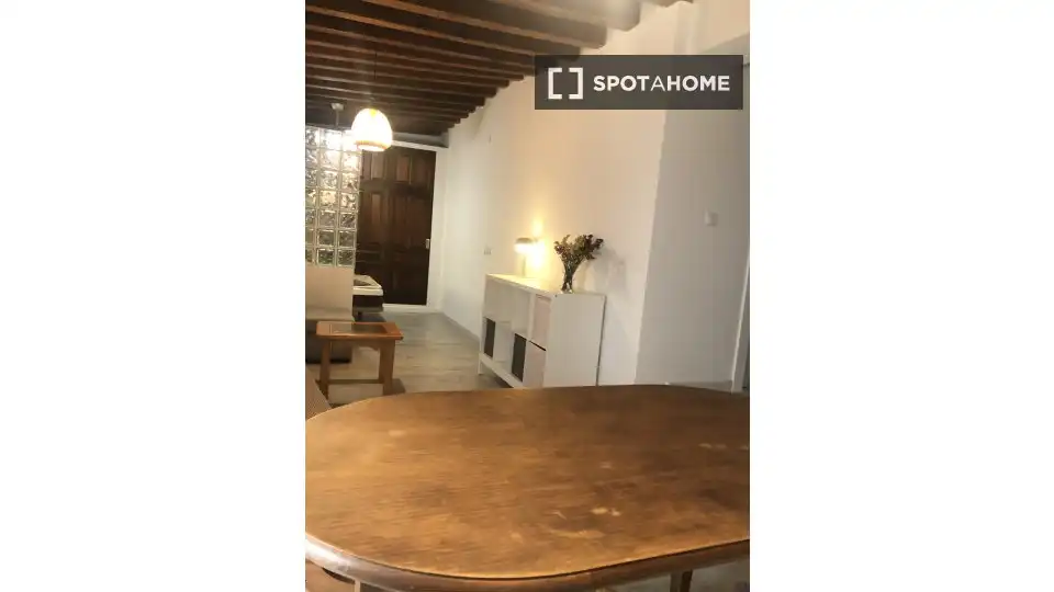 Habitación 62 m², Granada