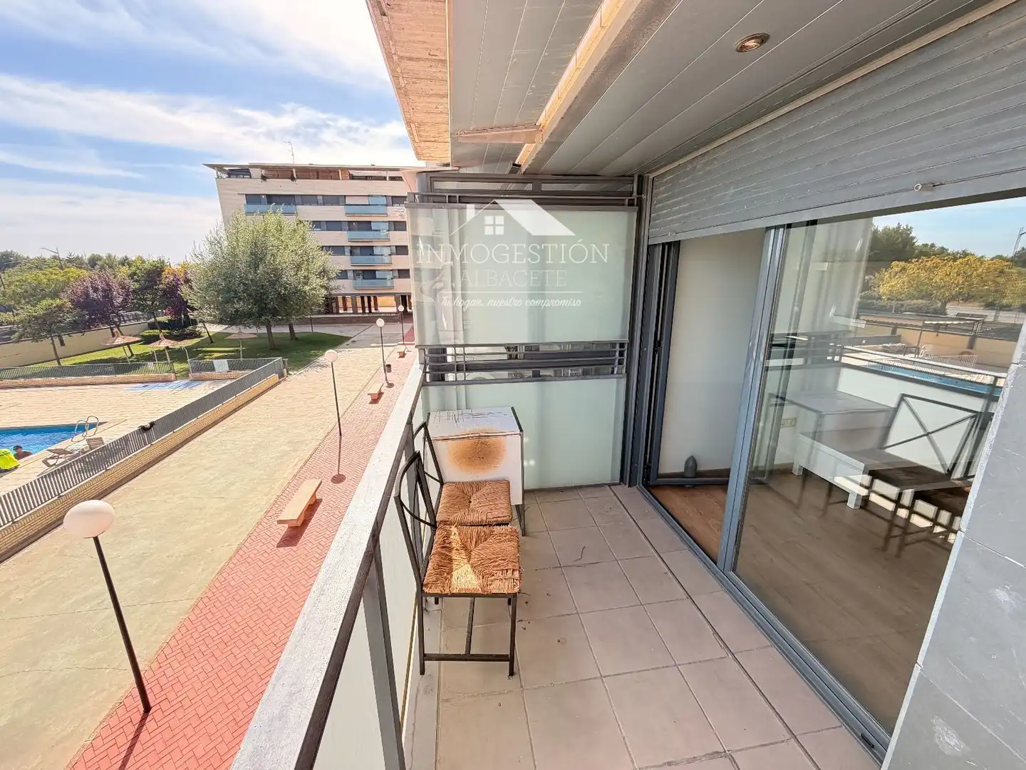Flat 101 m² in Albacete
