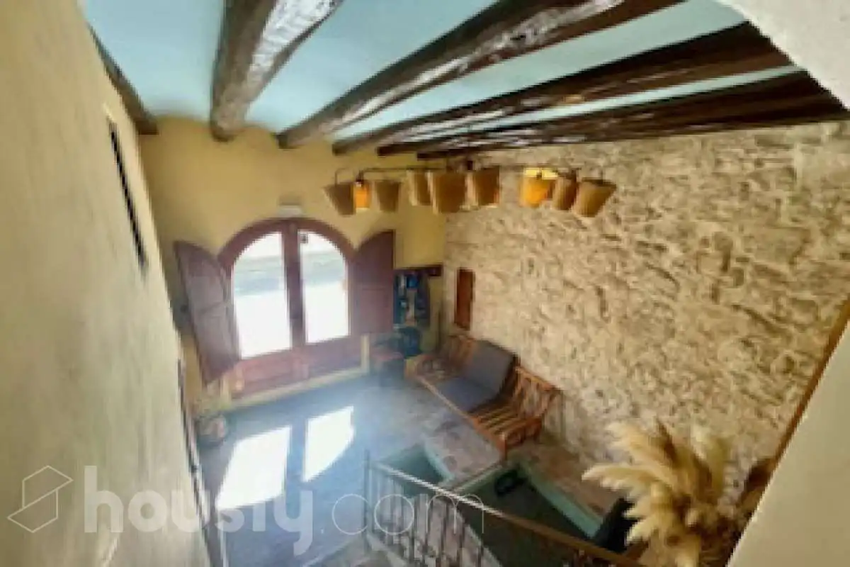 Casa de 263 m² en Mediona