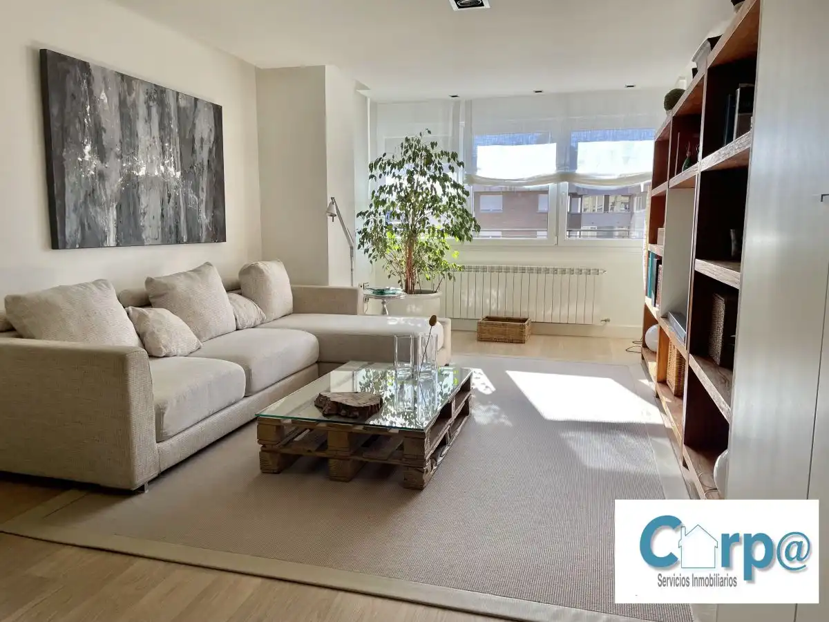 Piso de 99 m² en Pamplona