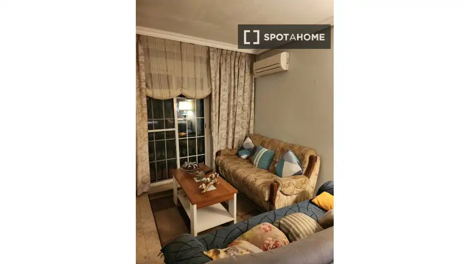 Habitación 138 m², Córdoba