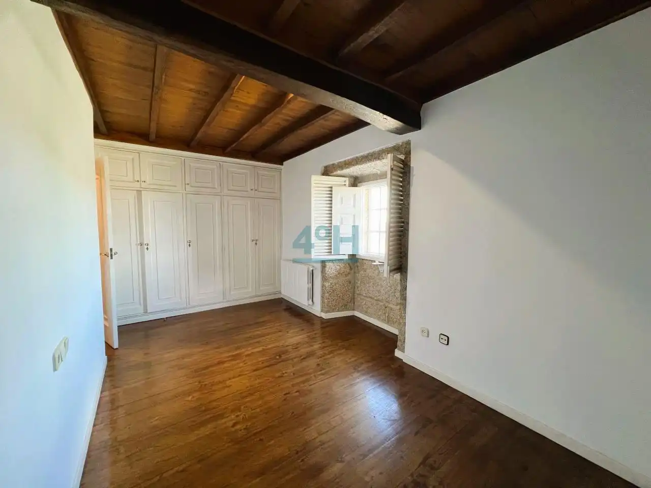 Casa de 590 m² a San Cibrao das Viñas