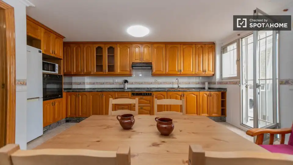 Habitación 125 m², Valencia