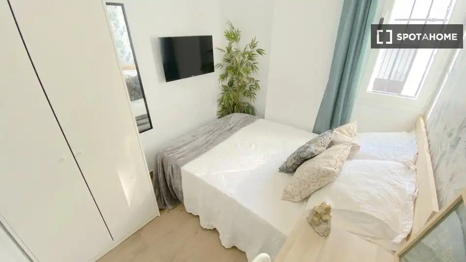Habitación 230 m², Sevilla