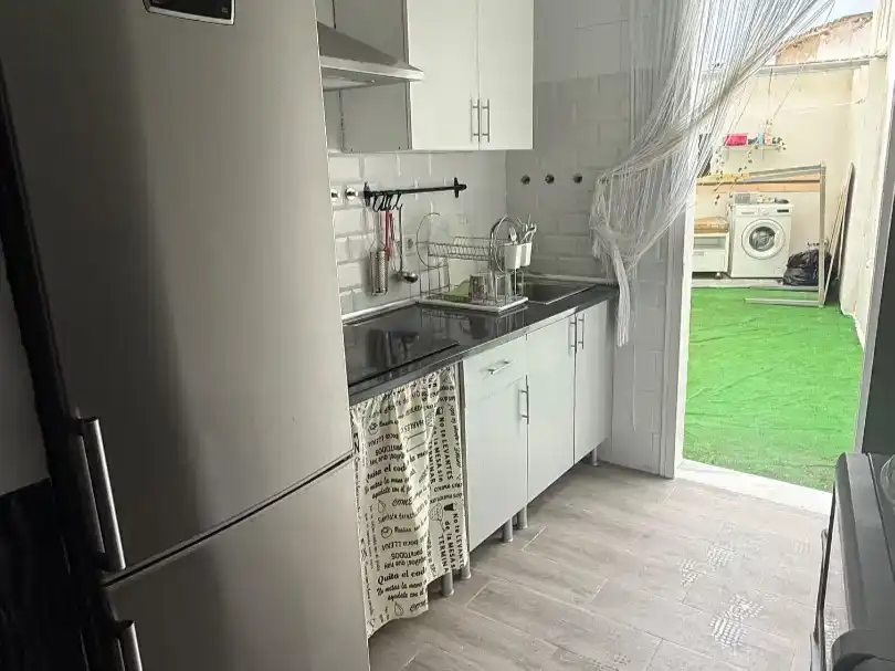 Wohnung 78 m² in Los Barrios