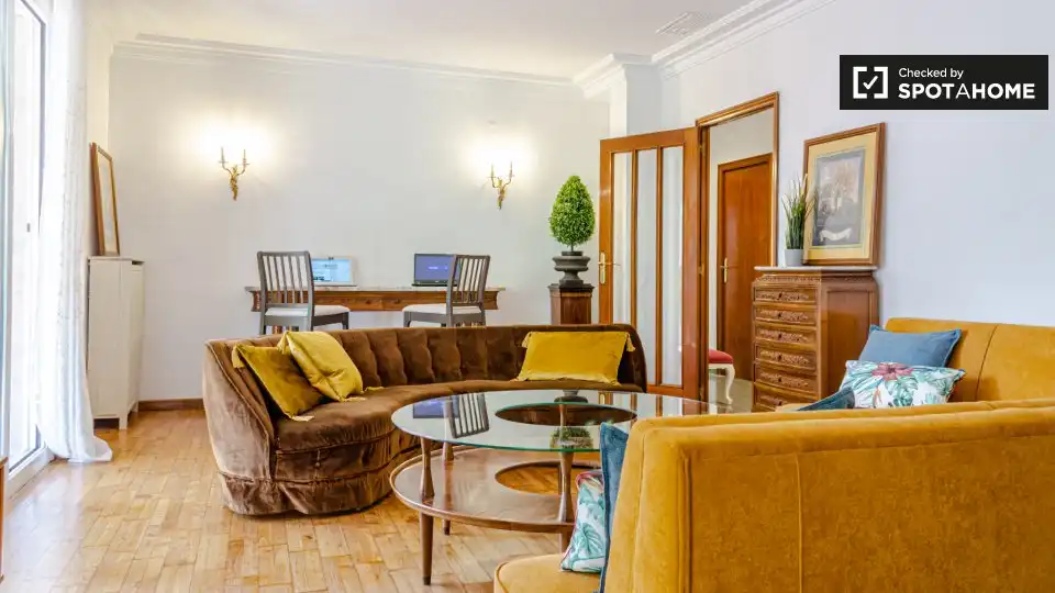 Habitación 250 m², Valencia