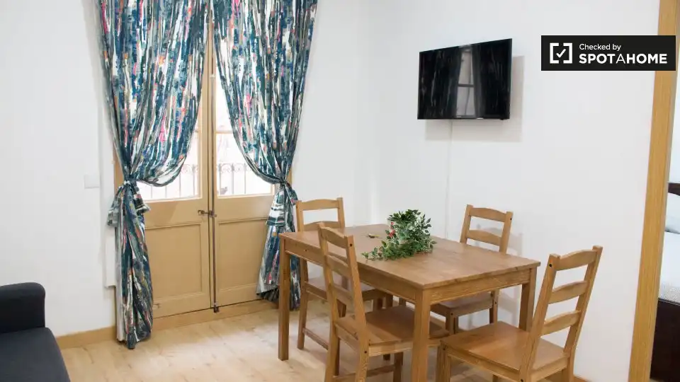 Room for rent, Barcelona