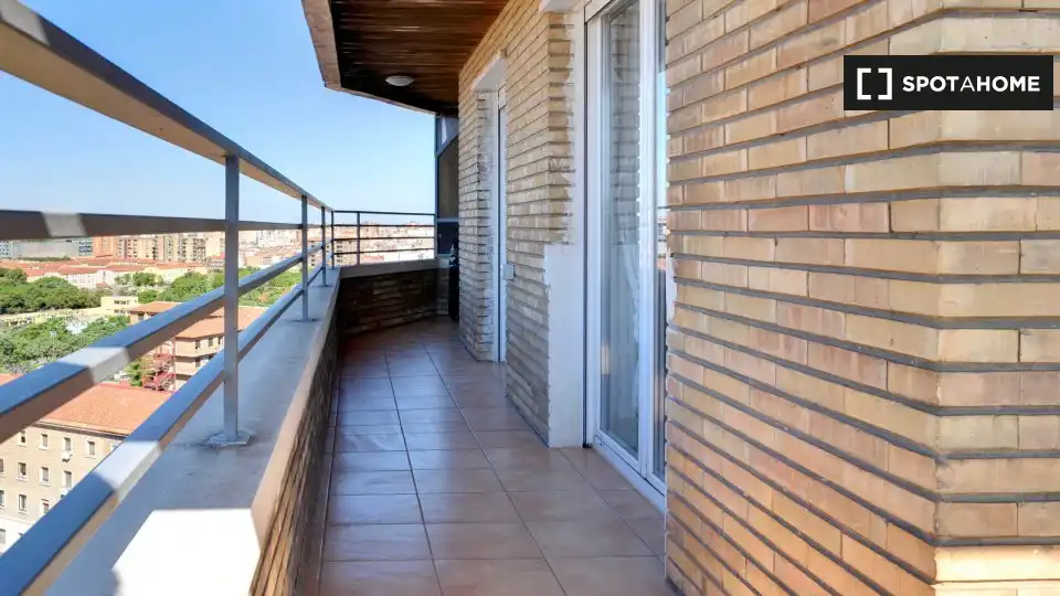 Habitación 104 m², Zaragoza