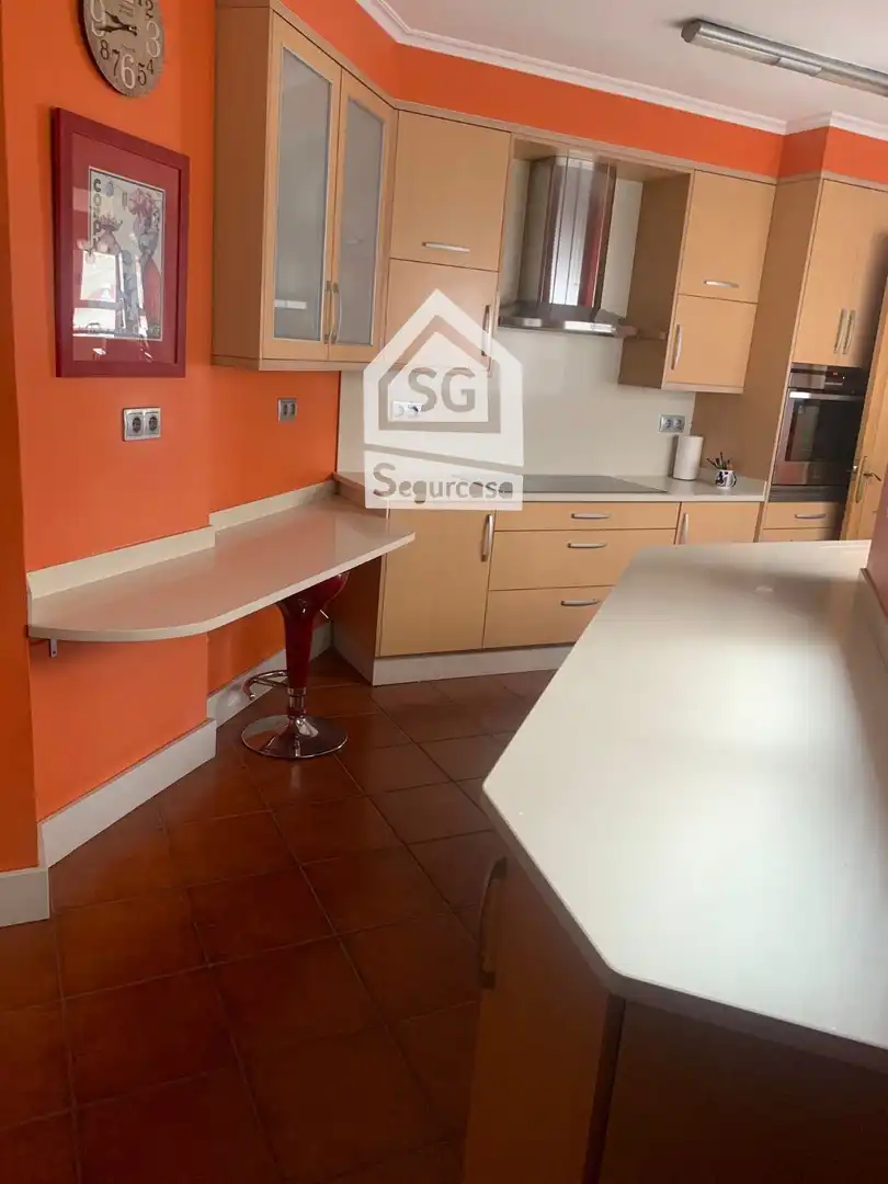 Piso de 229 m² en Ourense