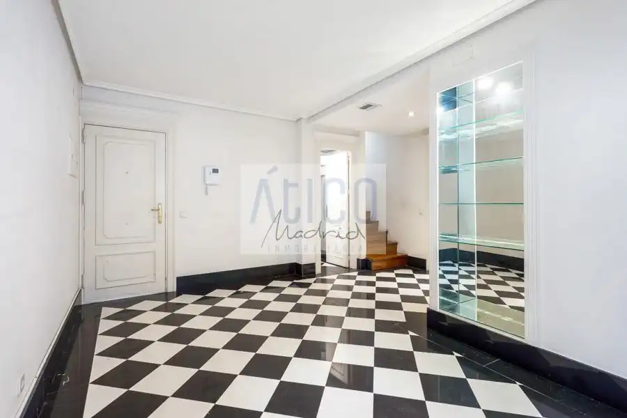 Квартира 180 м² в Мадриде