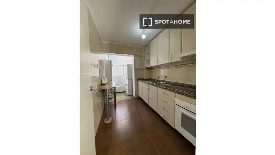 Habitación 81 m², Alicante