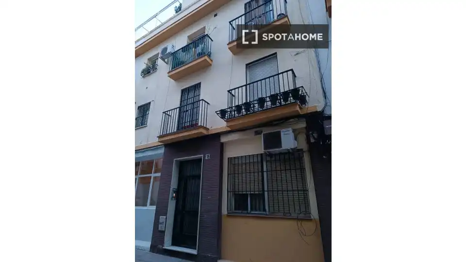 Habitación 64 m², Sevilla
