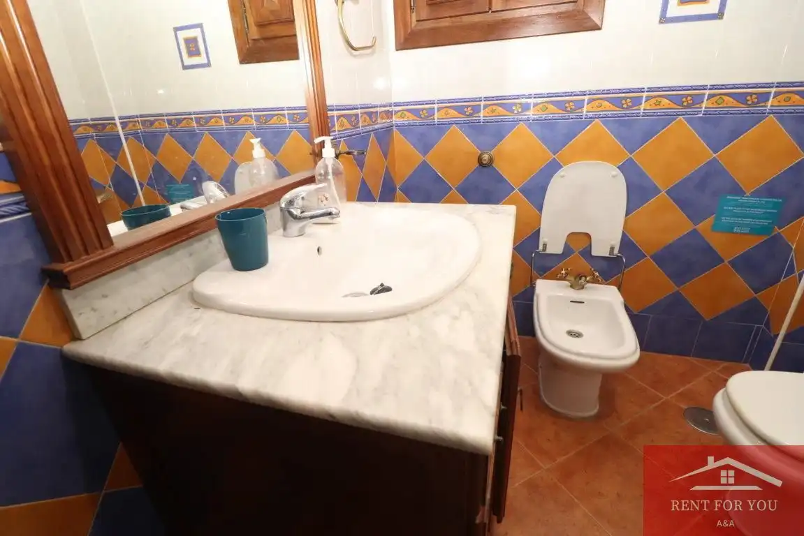 Casa de 110 m² en Alozaina