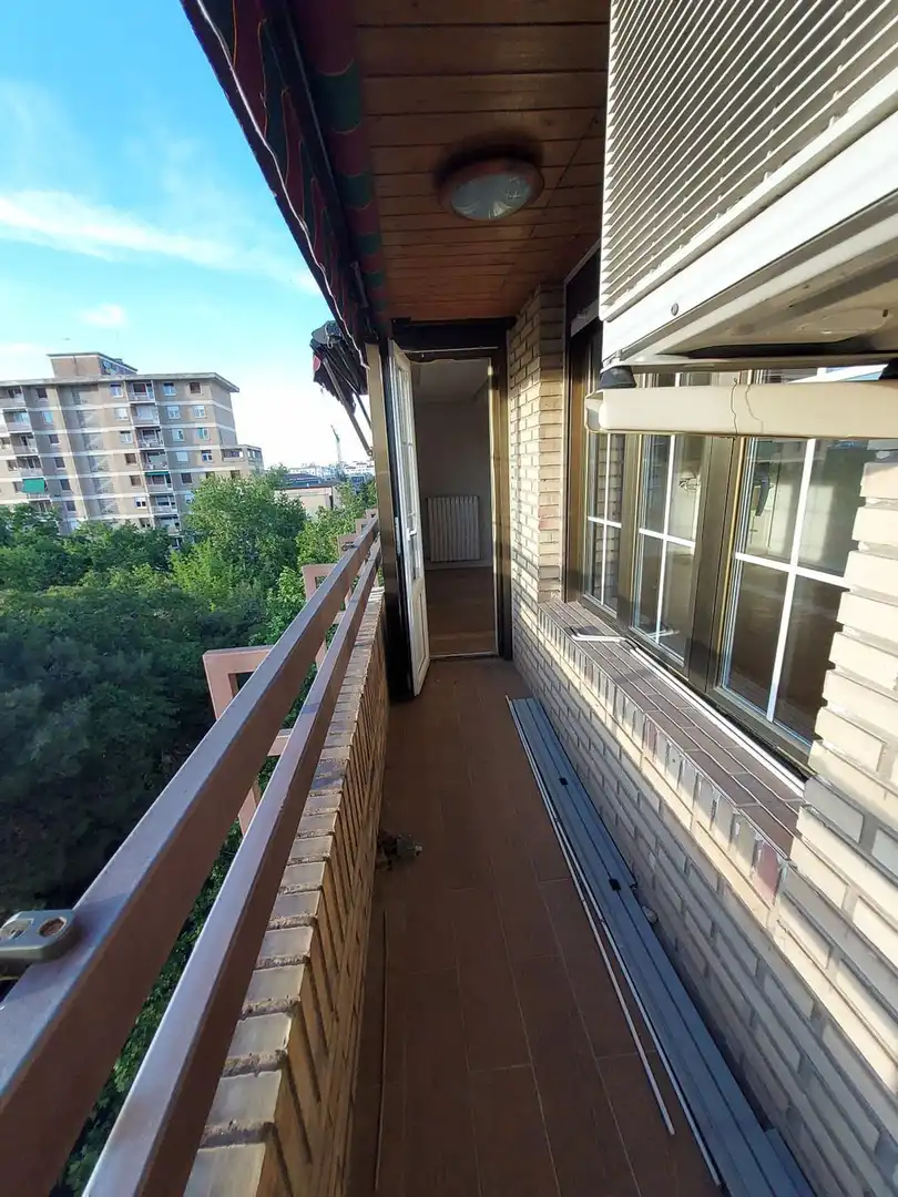 Piso de 140 m² en Zaragoza