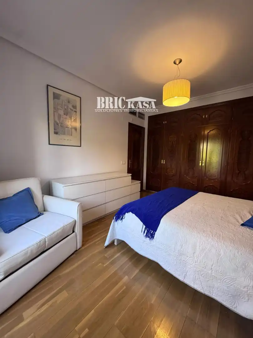 Piso de 80 m² en Cáceres