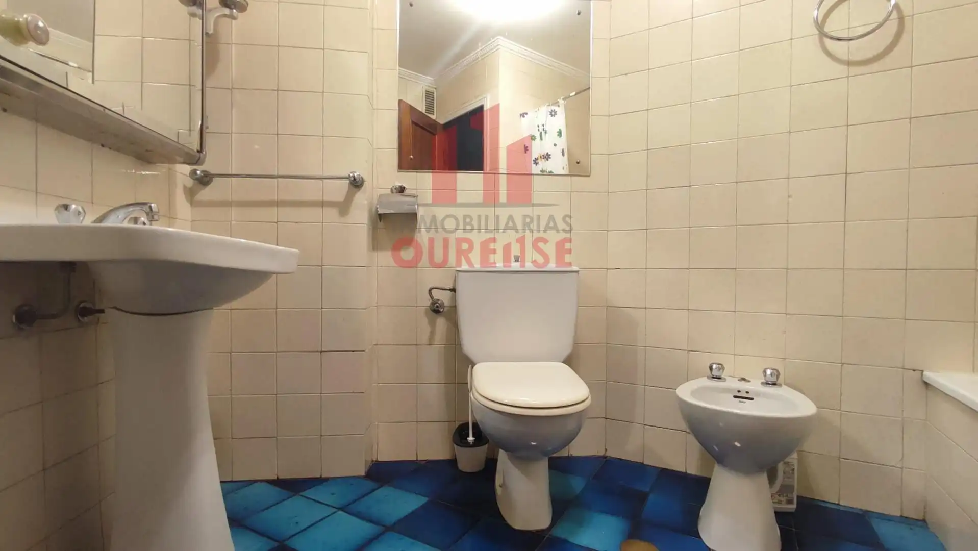 Habitación 94 m², Ourense