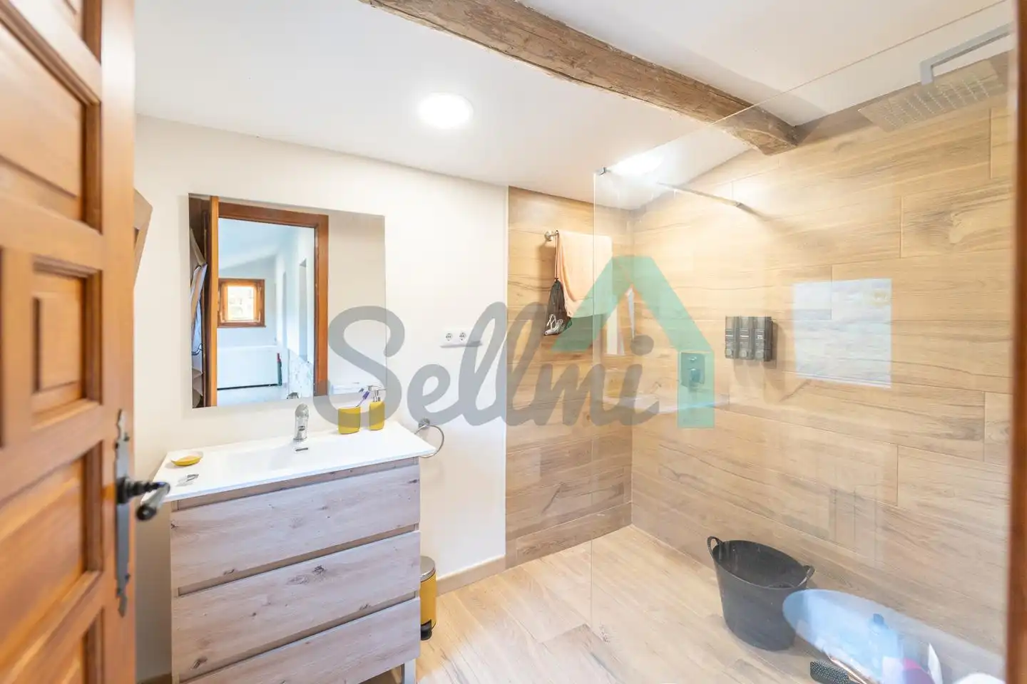 Piso de 100 m² en Mieres