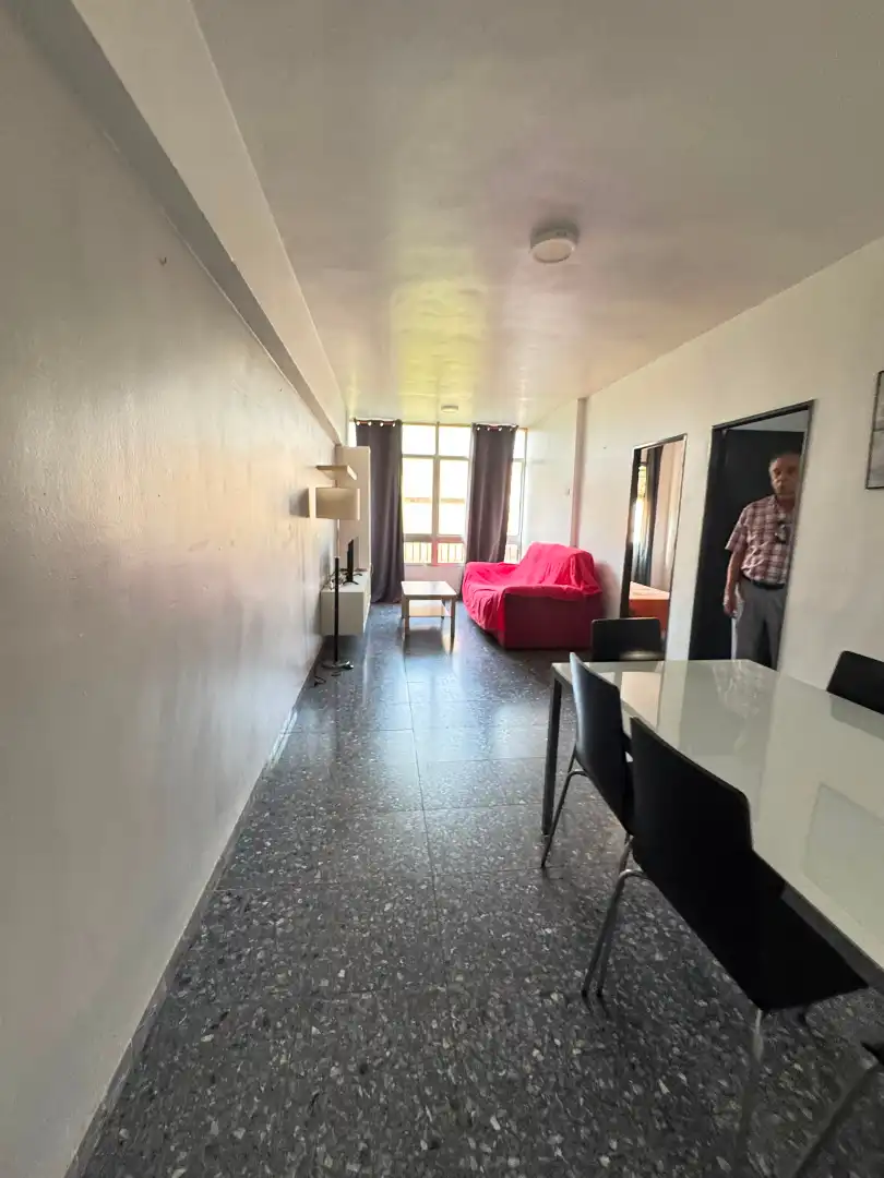 Piso de 85 m² en Almería