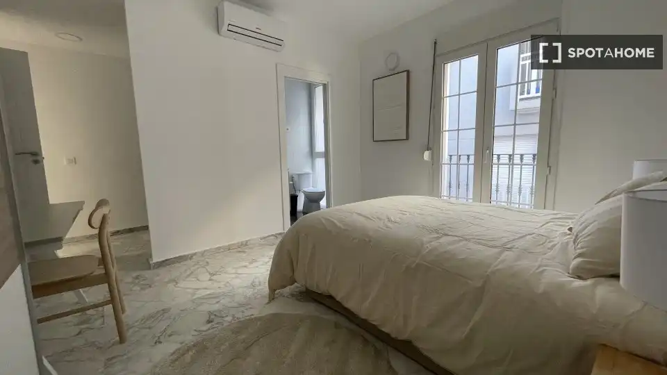 Habitación 370 m², Málaga