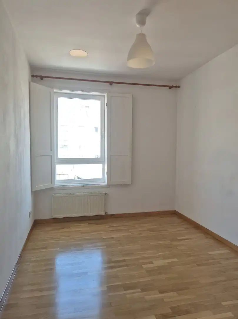 Pis de 100 m² a Oleiros