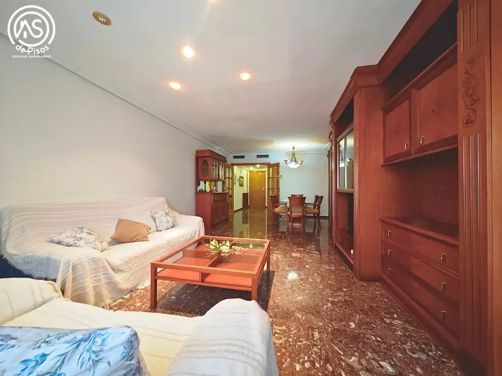 Piso de 165 m² en Zaragoza