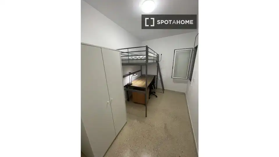 Habitación 75 m², el Papiol