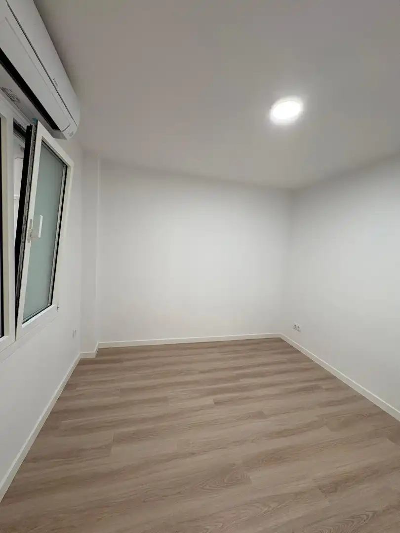 Pis de 82 m² a Terrassa