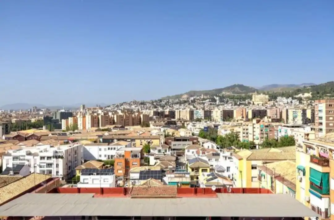 Piso de 138 m² en Granada