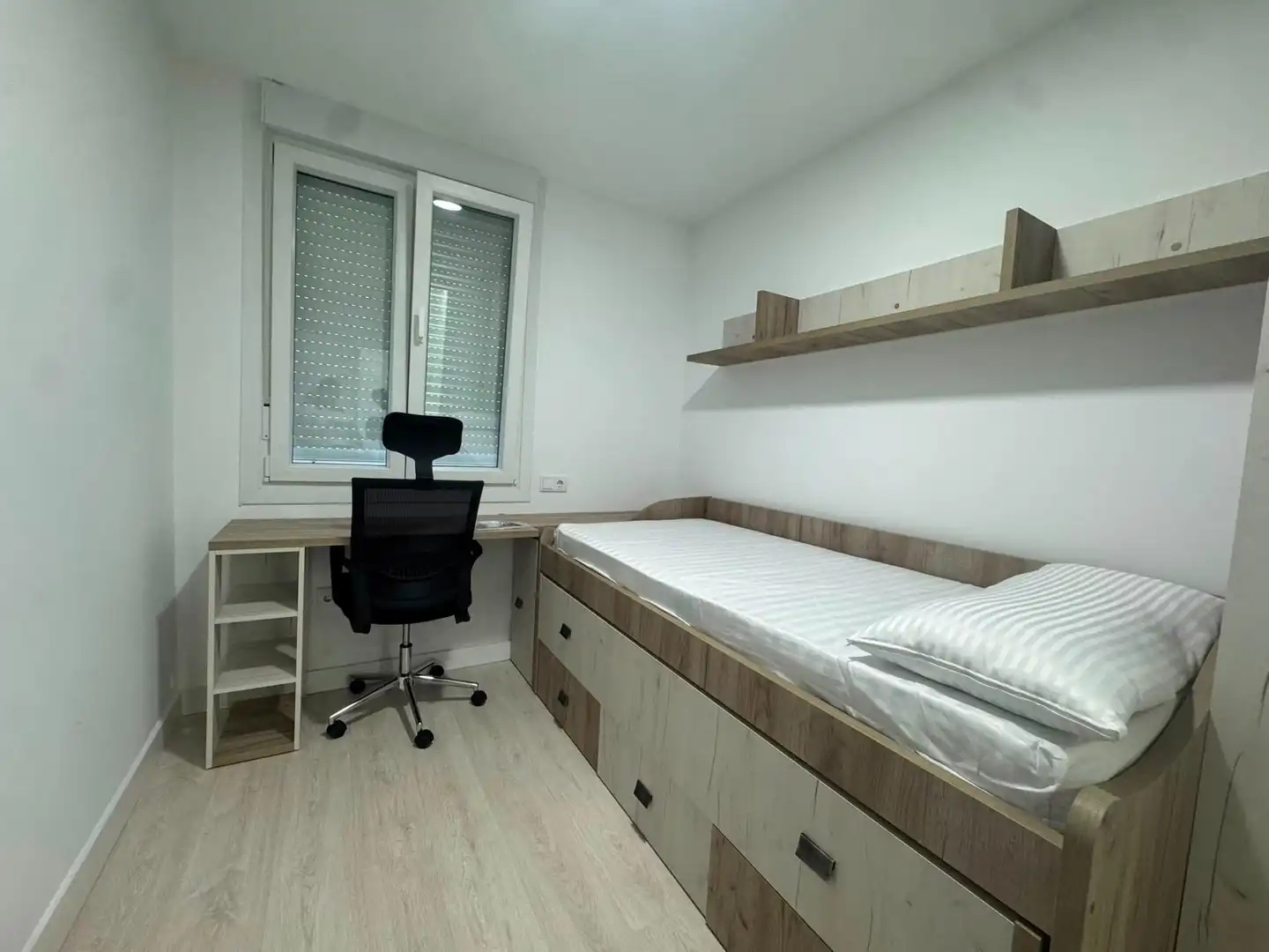 Habitación 161 m², Ourense