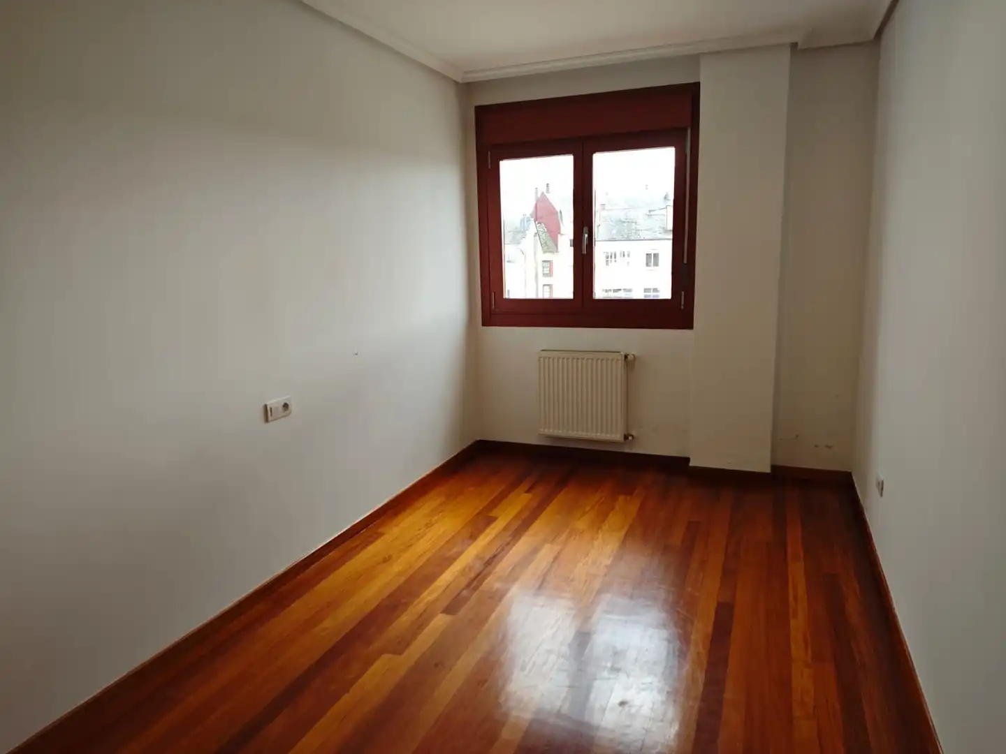 Piso de 100 m² en Lugo