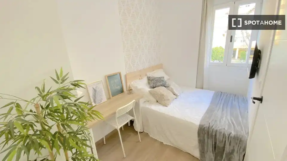 Habitación 230 m², Sevilla