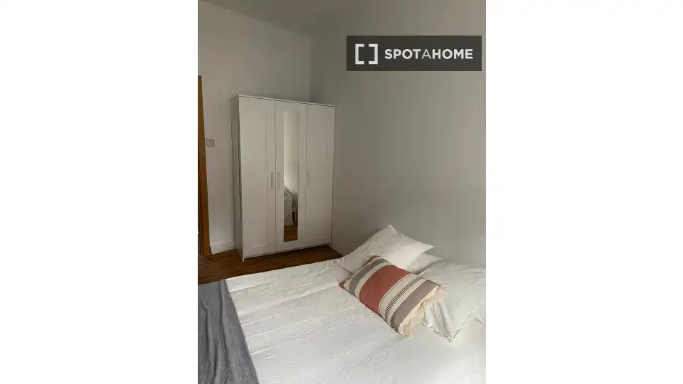 Habitación 92 m², Bilbao