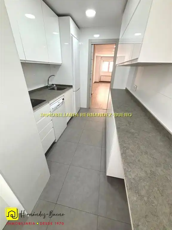 Wohnung 121 m² in Salamanca