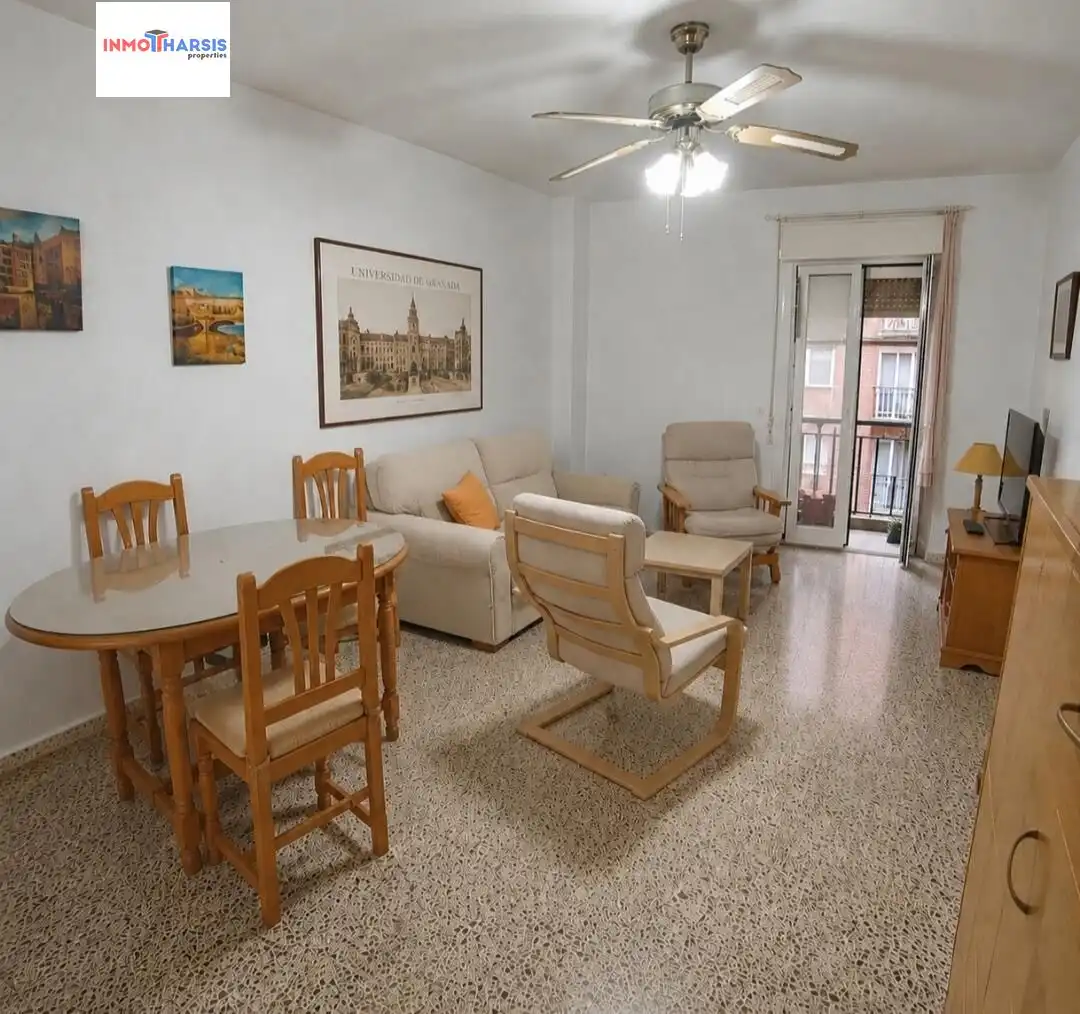 Piso de 94 m² en Almería