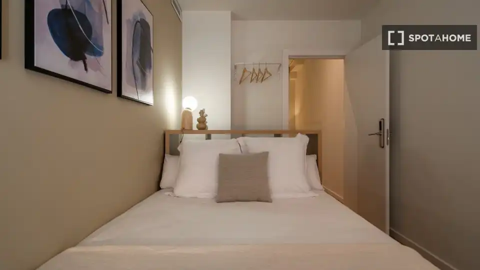 Habitación 180 m², Barcelona