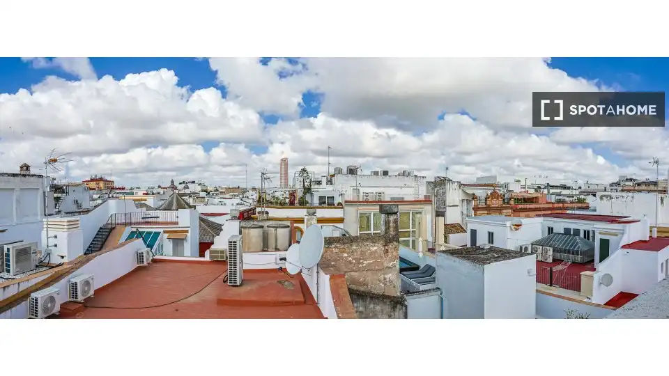 Habitación 76 m², Sevilla