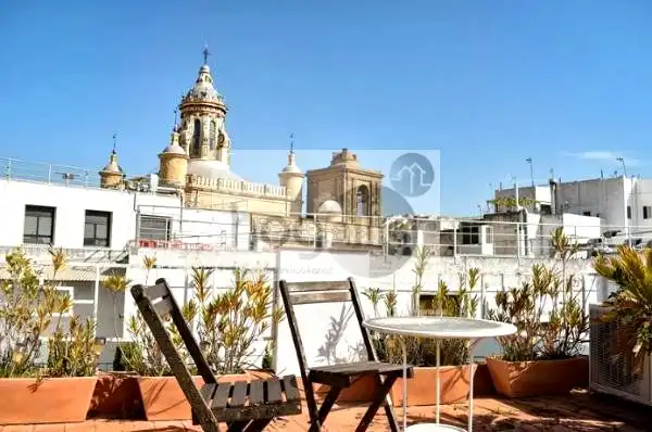 Piso de 100 m² en Sevilla