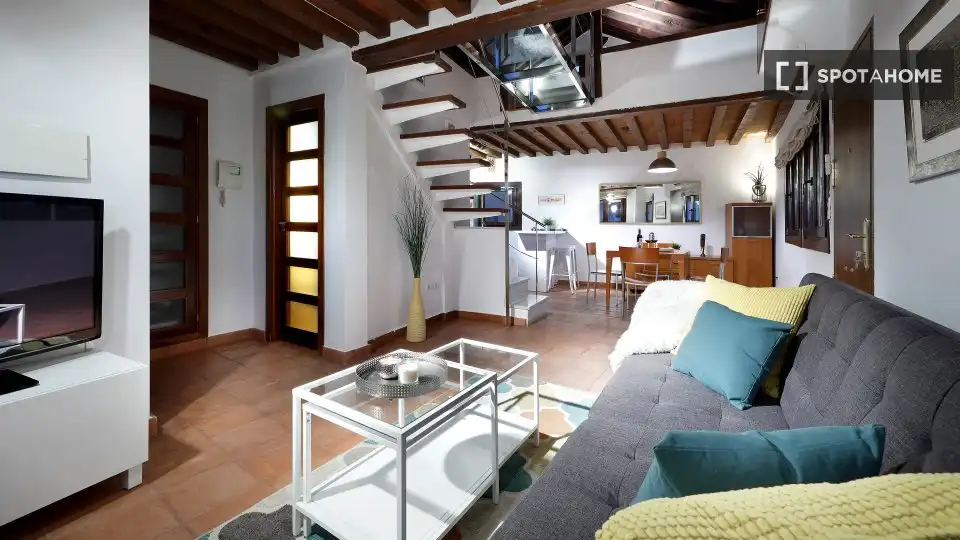 Habitación 75 m², Granada