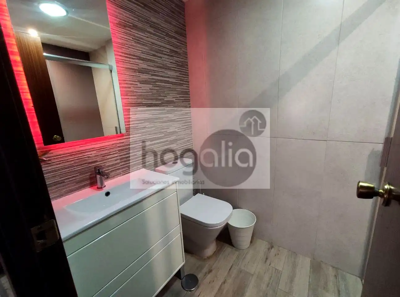 Piso de 100 m² en Sevilla