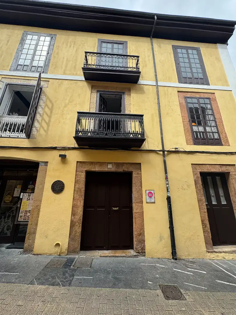 Piso de 98 m² en Oviedo